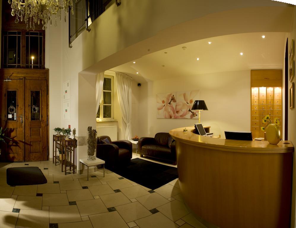 Hotel Andel Praha Bagian luar foto