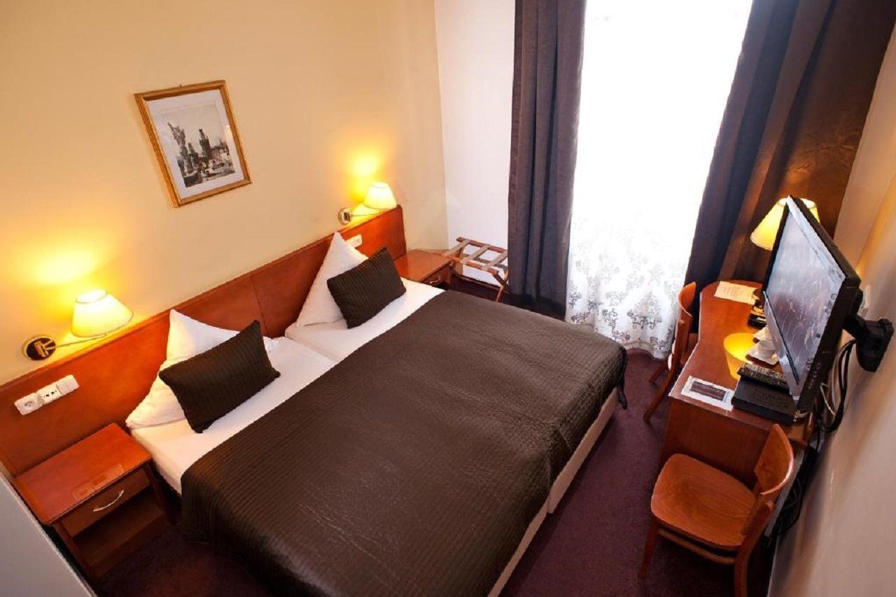 Hotel Andel Praha Bagian luar foto